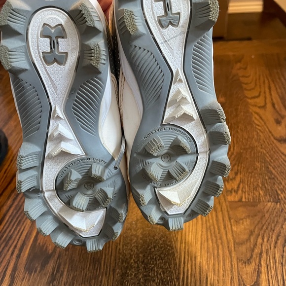 Baseball cleats - Picture 4 of 4